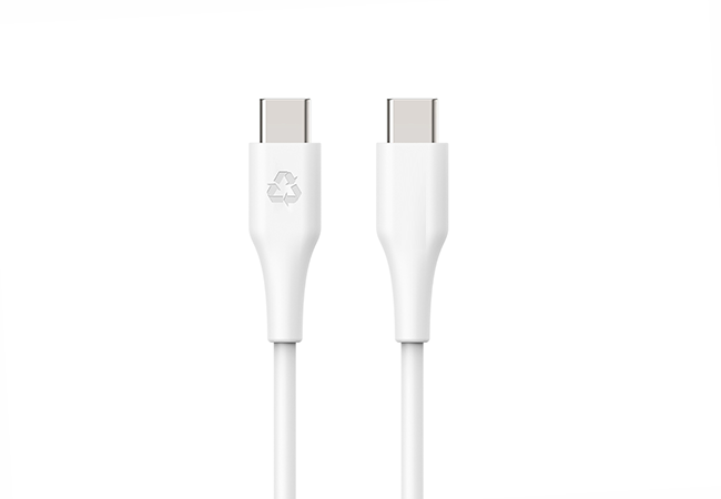 Weisses USB-C-auf-USB-C-Kabel mit zwei symmetrischen USB-C-Steckern 